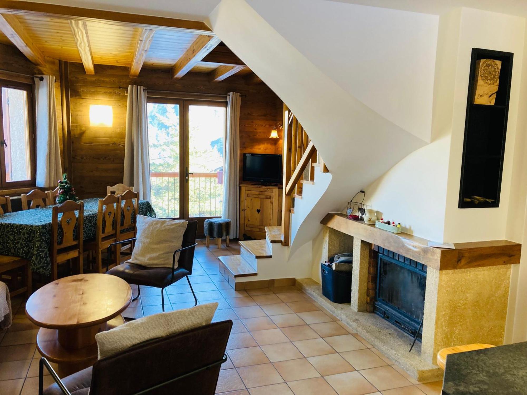 Les Ribambelles Villa Puy-Saint-Vincent Luaran gambar